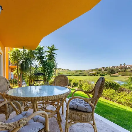 Apartment Lakeview Paradise By Lovelystay